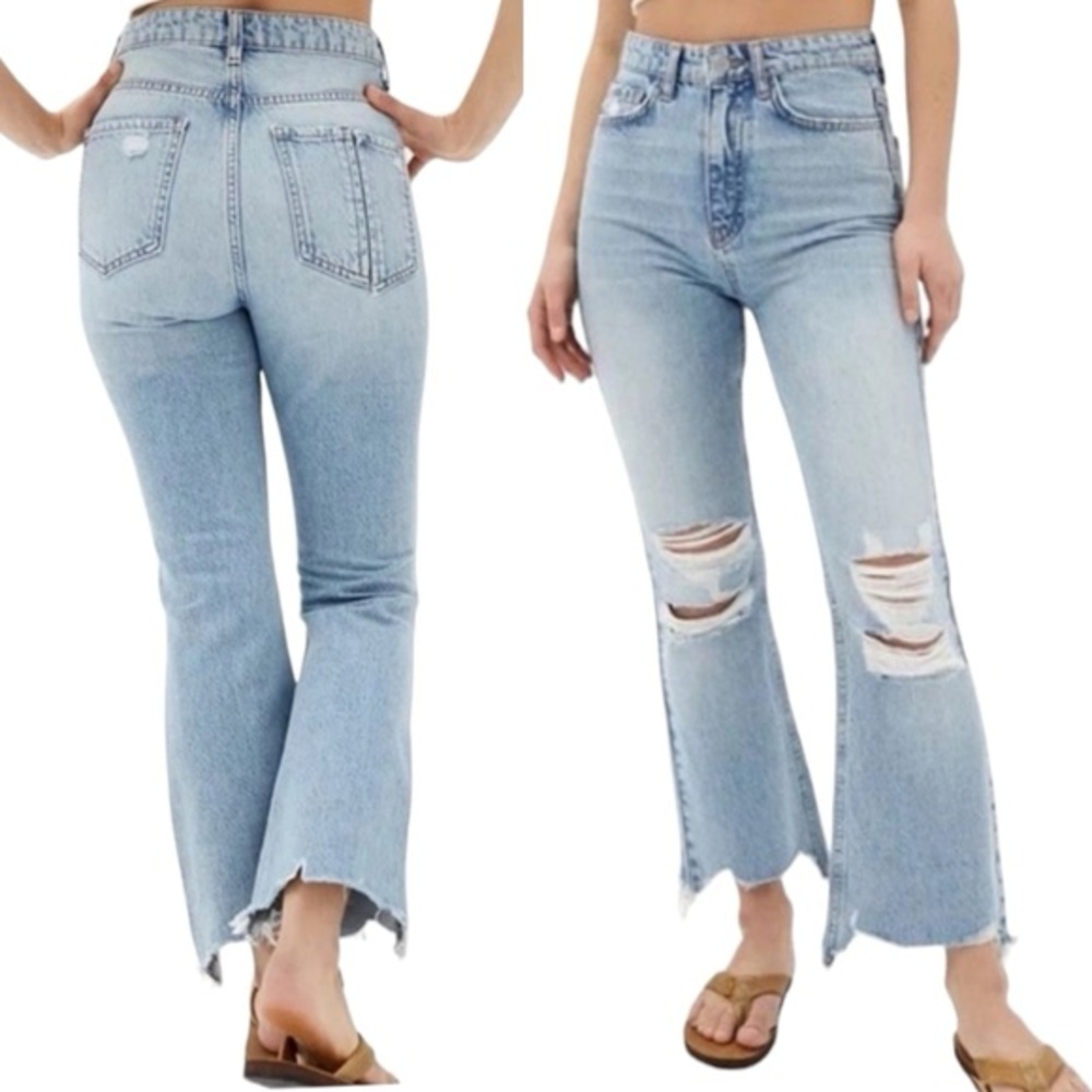 BDG | Urban Outfitters Wilco Destroyed Busted Knee Cropped Raw Hem Jean